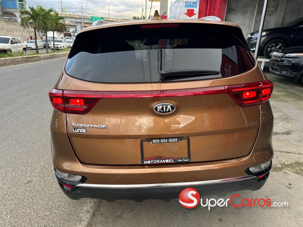 2020 Kia Sportage LX — foto 5 / 12