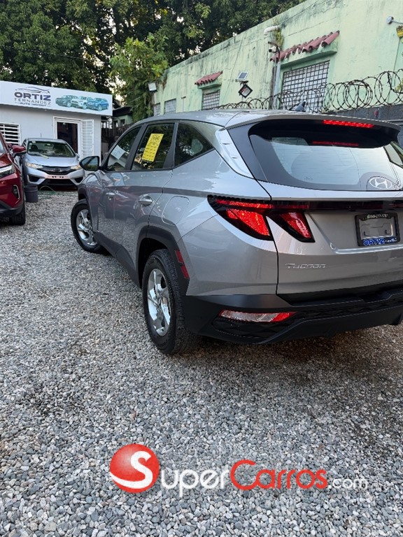2024 Hyundai Tucson SE — foto 4 / 10