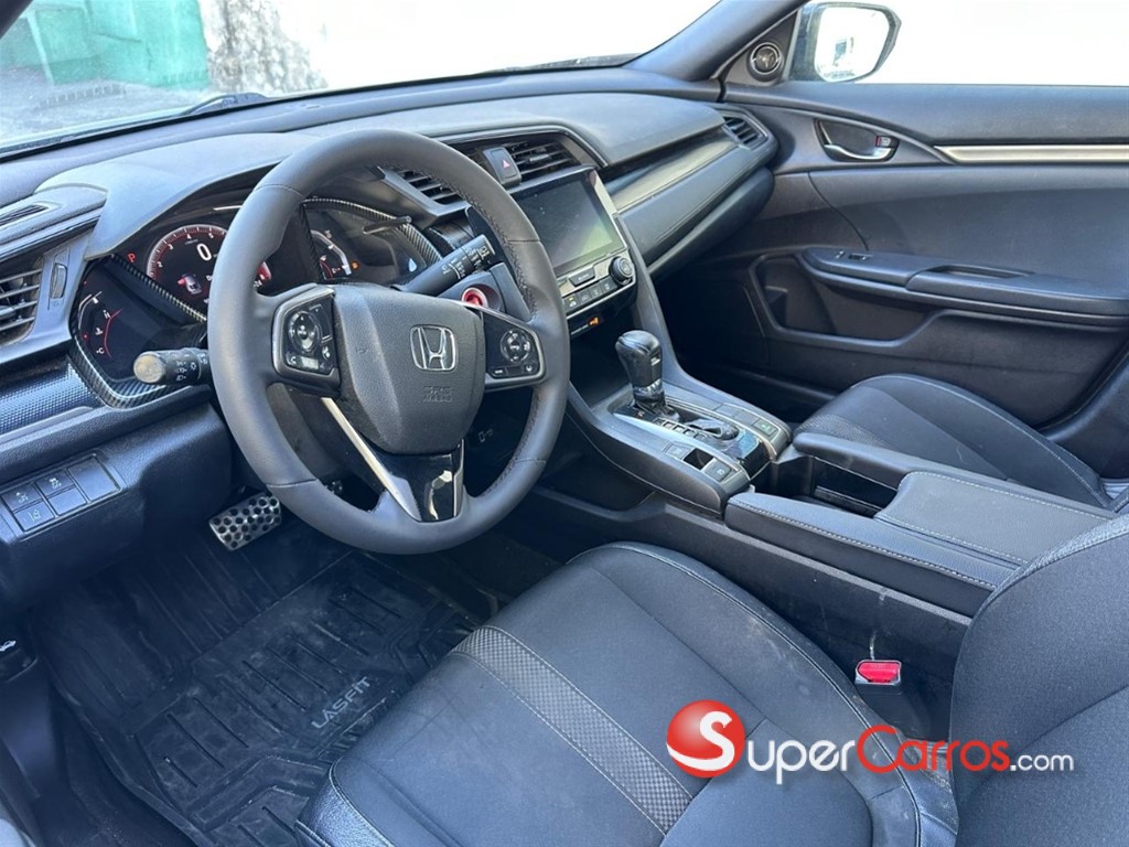 2020 Honda Civic Hatchback Sport — foto 8 / 10
