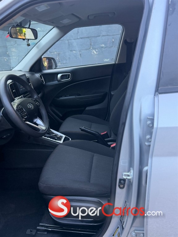 2021 Hyundai Venue — foto 8 / 10