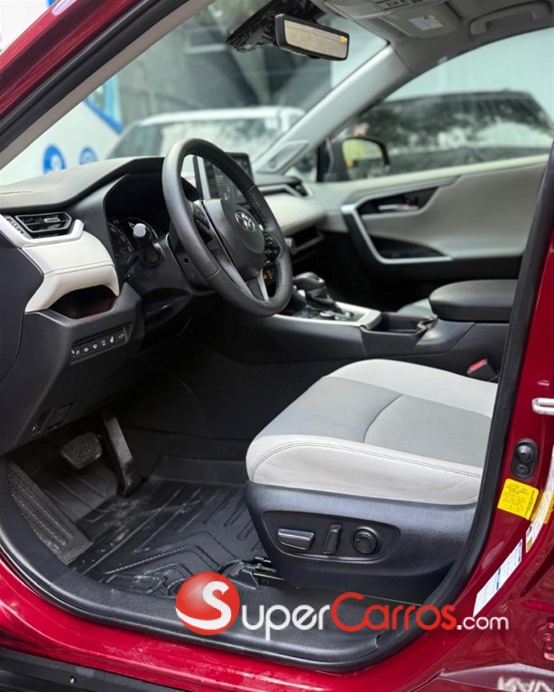2021 Toyota RAV4 Limited Hybrid — foto 7 / 10