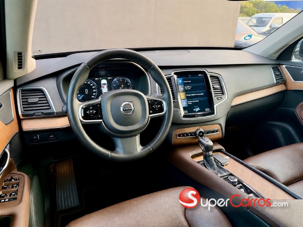 2021 Volvo XC90 — foto 7 / 8