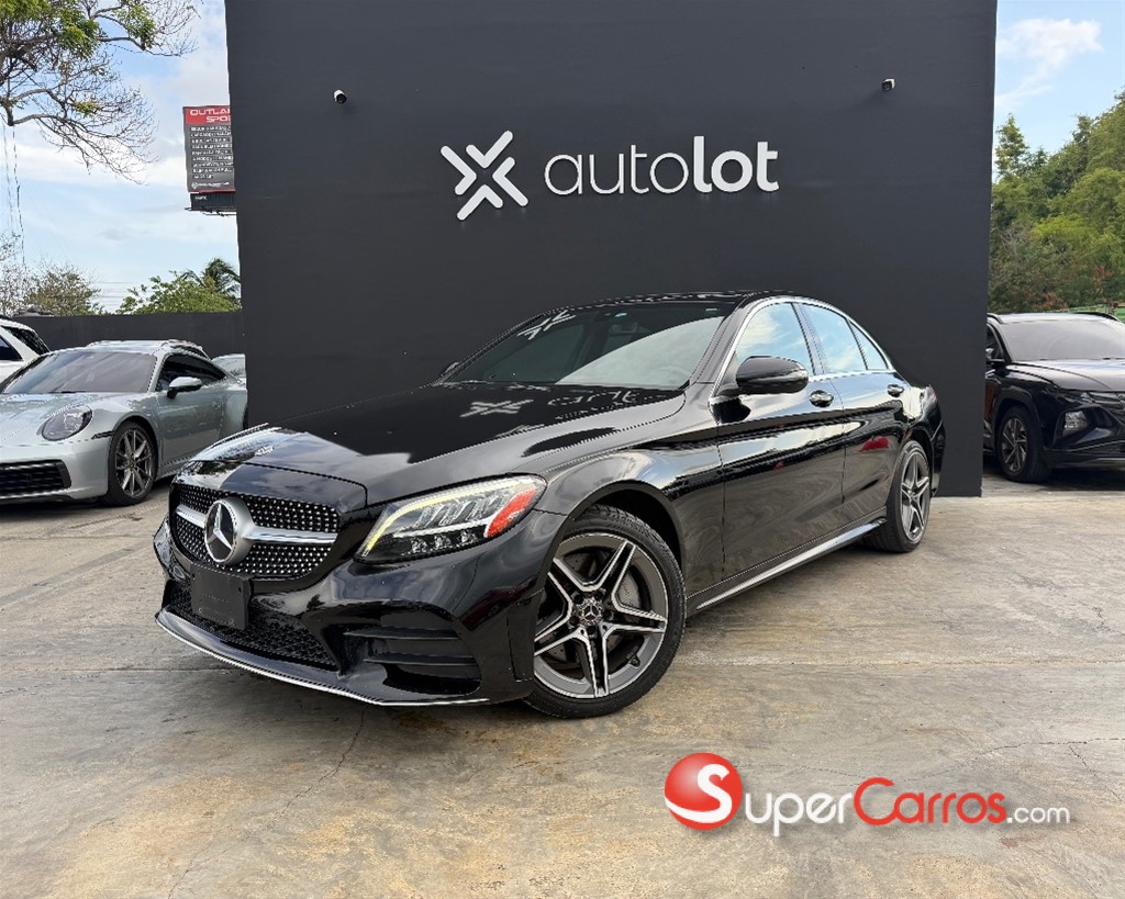 2020 Mercedes-Benz Clase C 300 AMG 4Matic