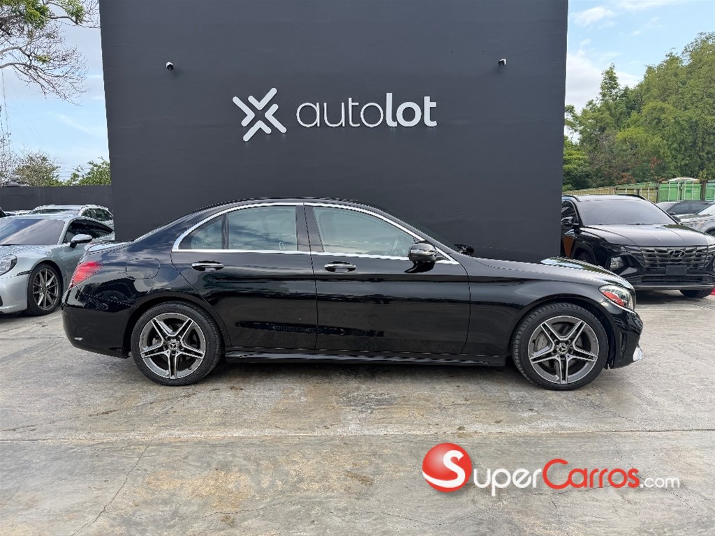 2020 Mercedes-Benz Clase C 300 AMG 4Matic — foto 3 / 9