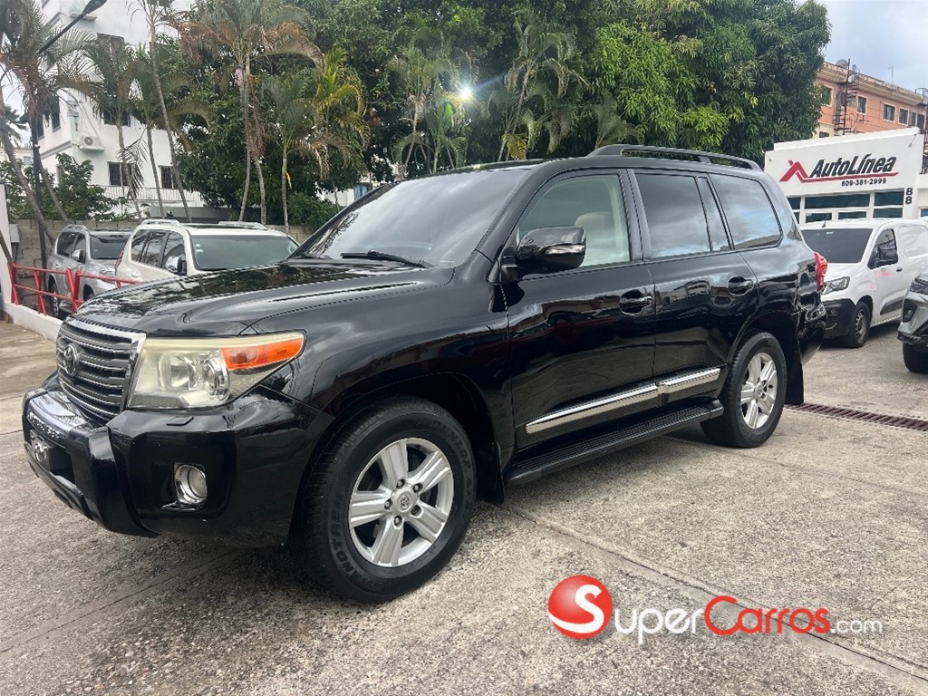 2013 Toyota Land Cruiser VX