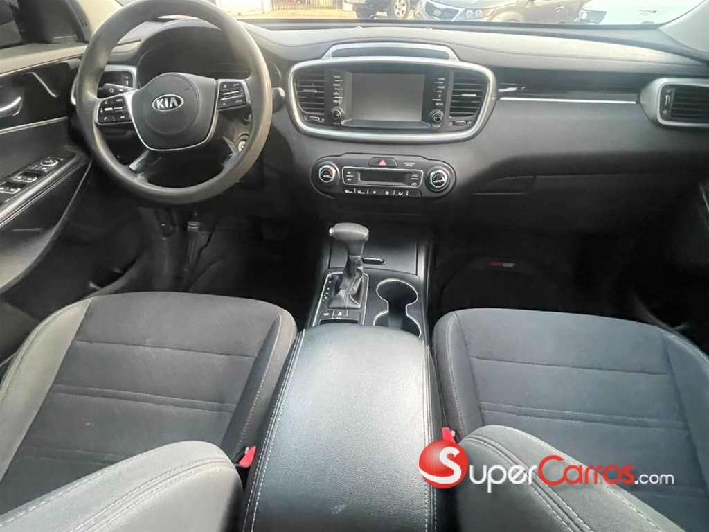 2019 Kia Sorento LX — foto 4 / 9