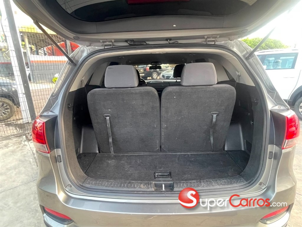 2019 Kia Sorento LX — foto 5 / 9