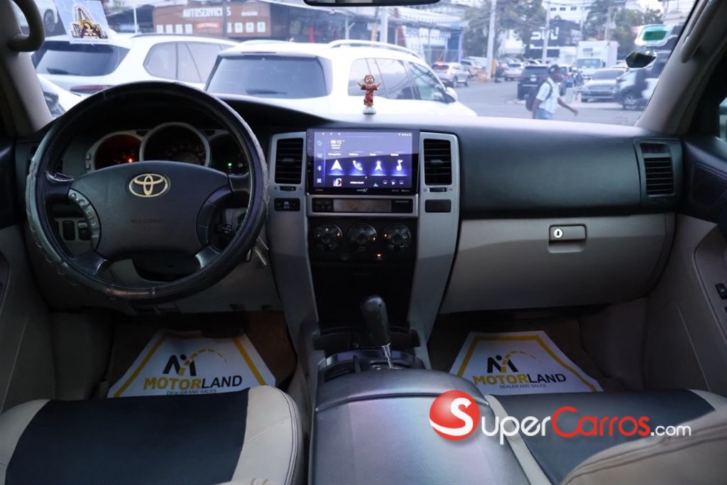 2004 Toyota 4 Runner SR5 — foto 7 / 7