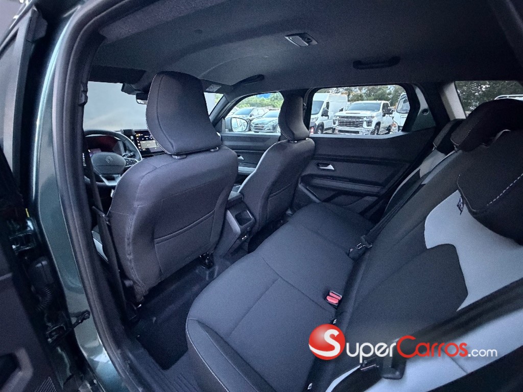 2027 Renault Duster — foto 7 / 8