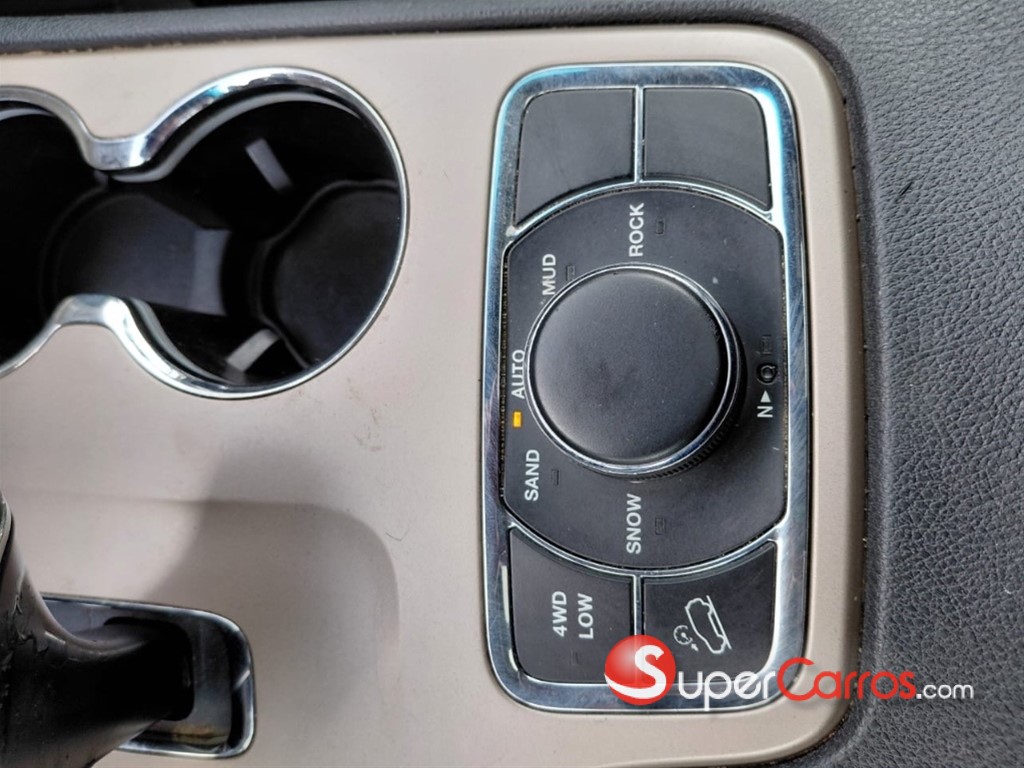 2014 Jeep Grand Cherokee Limited 4x4 — foto 8 / 10