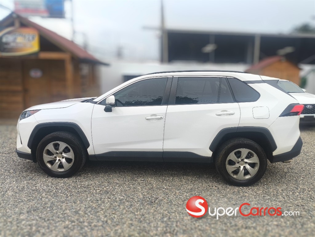 2021 Toyota RAV4 LE — foto 4 / 7