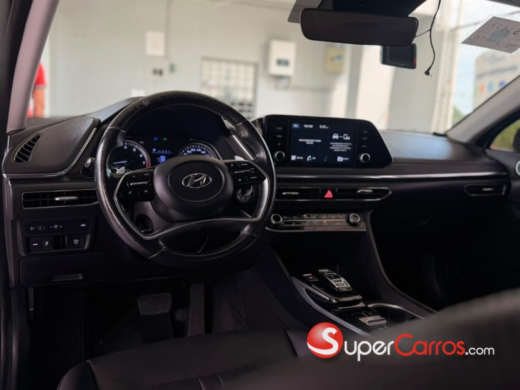 2020 Hyundai Sonata DN8 — foto 9 / 12