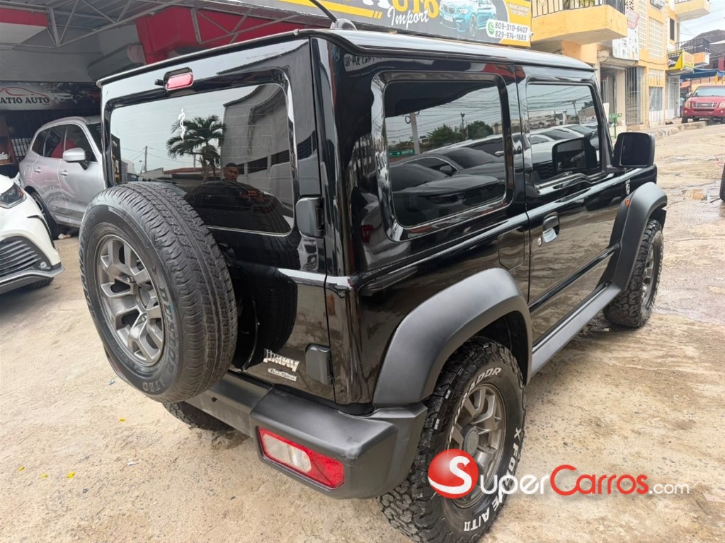 2022 Suzuki Jimny — foto 10 / 12