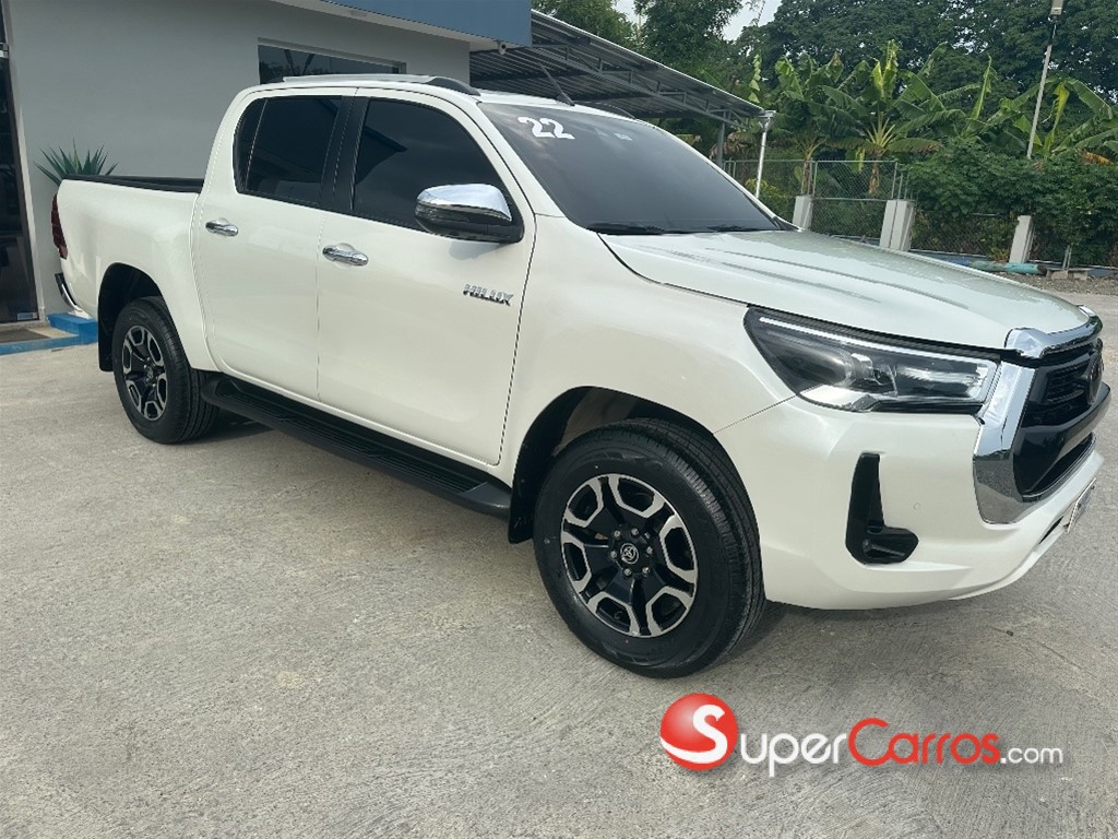 2022 Toyota Hilux Limited TSS