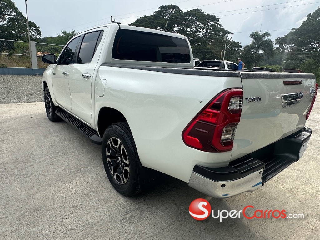 2022 Toyota Hilux Limited TSS — foto 6 / 9