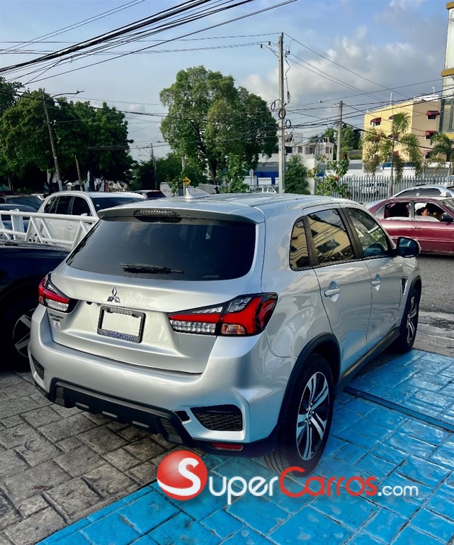 2020 Mitsubishi Motors Outlander Sport — foto 4 / 12