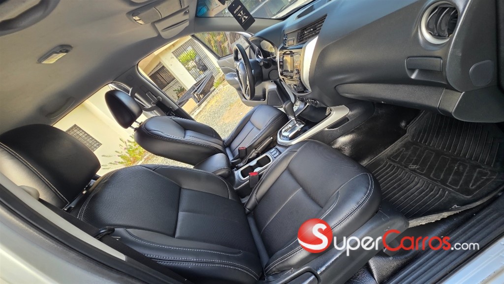 2017 Nissan Frontier NP300 — foto 11 / 12
