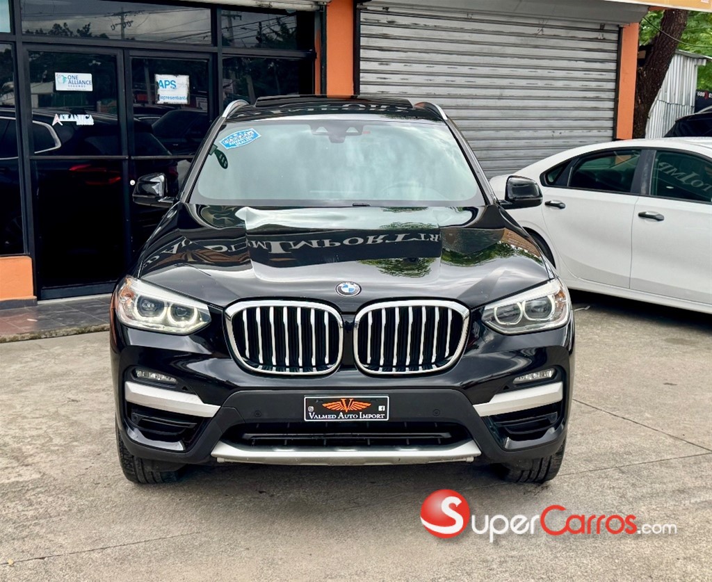 2020 BMW X 3 XDrive 30i — foto 2 / 12