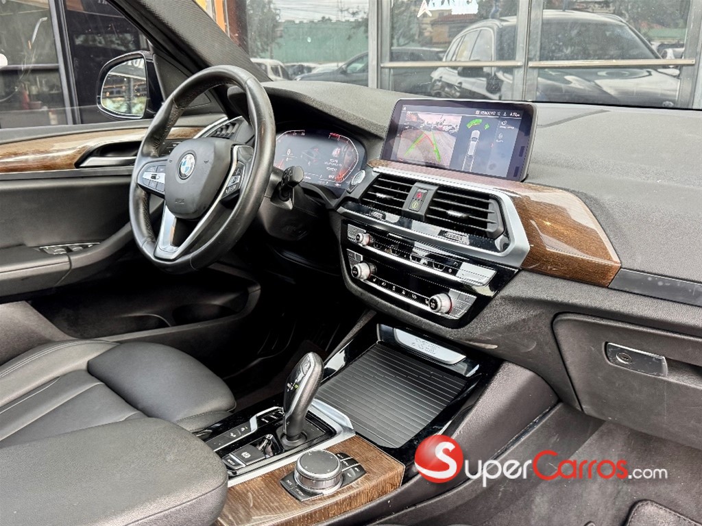 2020 BMW X 3 XDrive 30i — foto 9 / 12