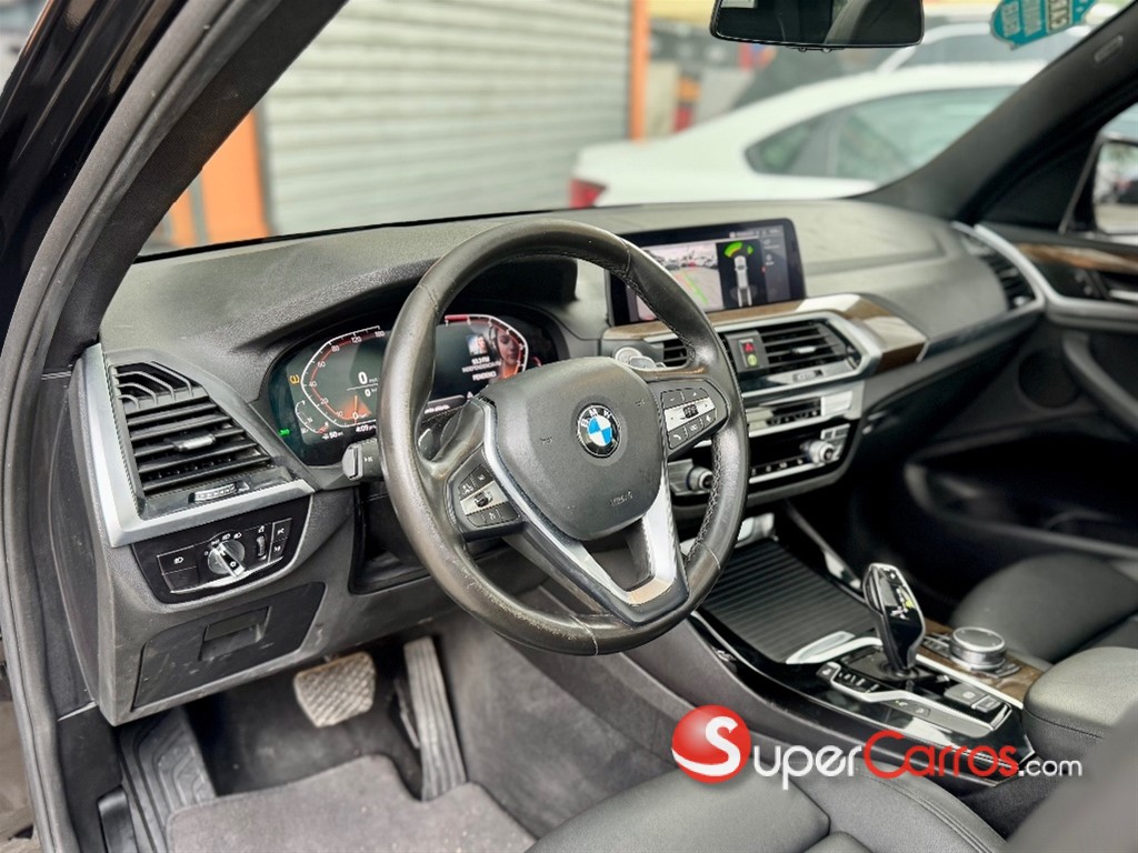 2020 BMW X 3 XDrive 30i — foto 10 / 12