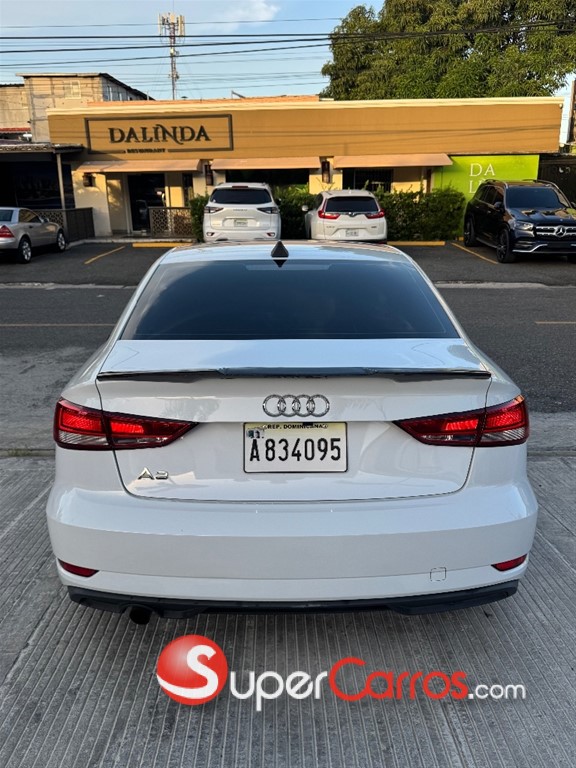 2019 Audi A3 Premium — foto 8 / 12