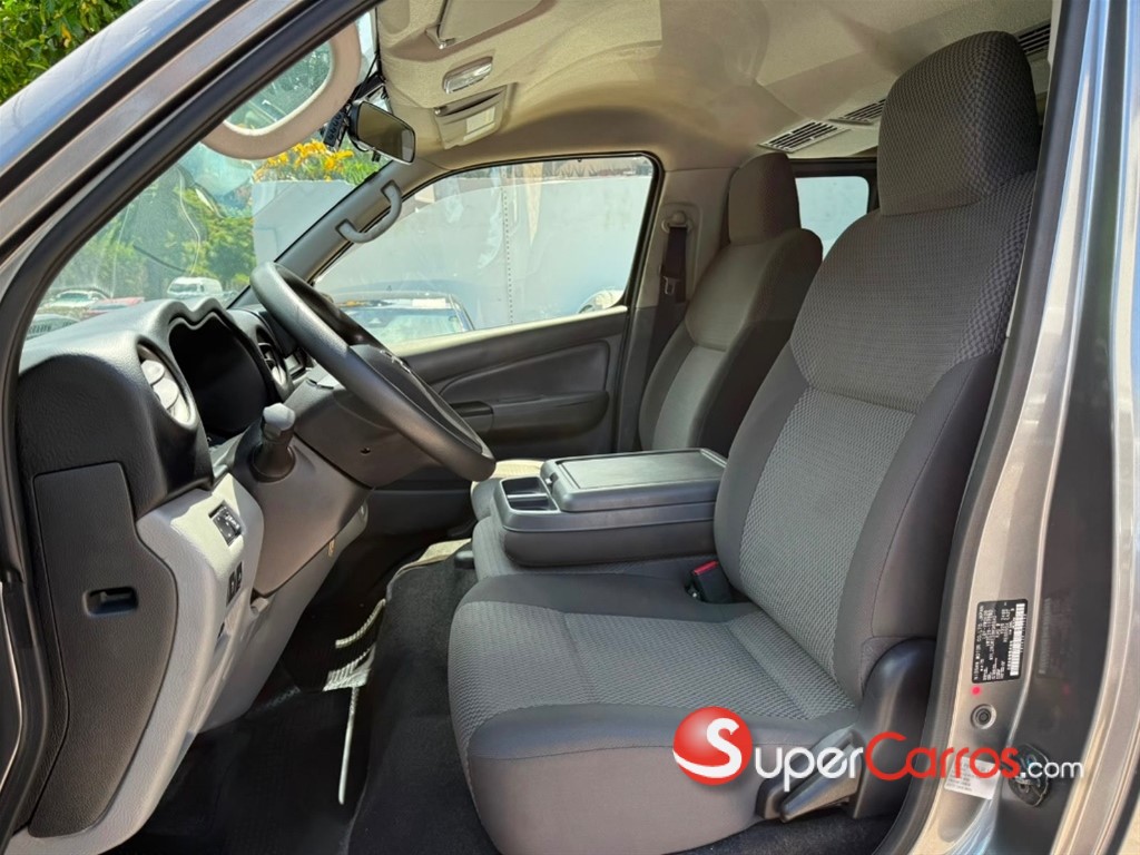 2021 Nissan NV 350 GX Premium — foto 4 / 10