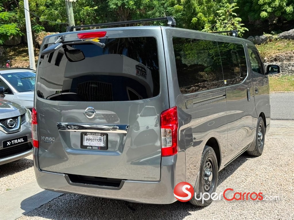 2021 Nissan NV 350 GX Premium — foto 8 / 10