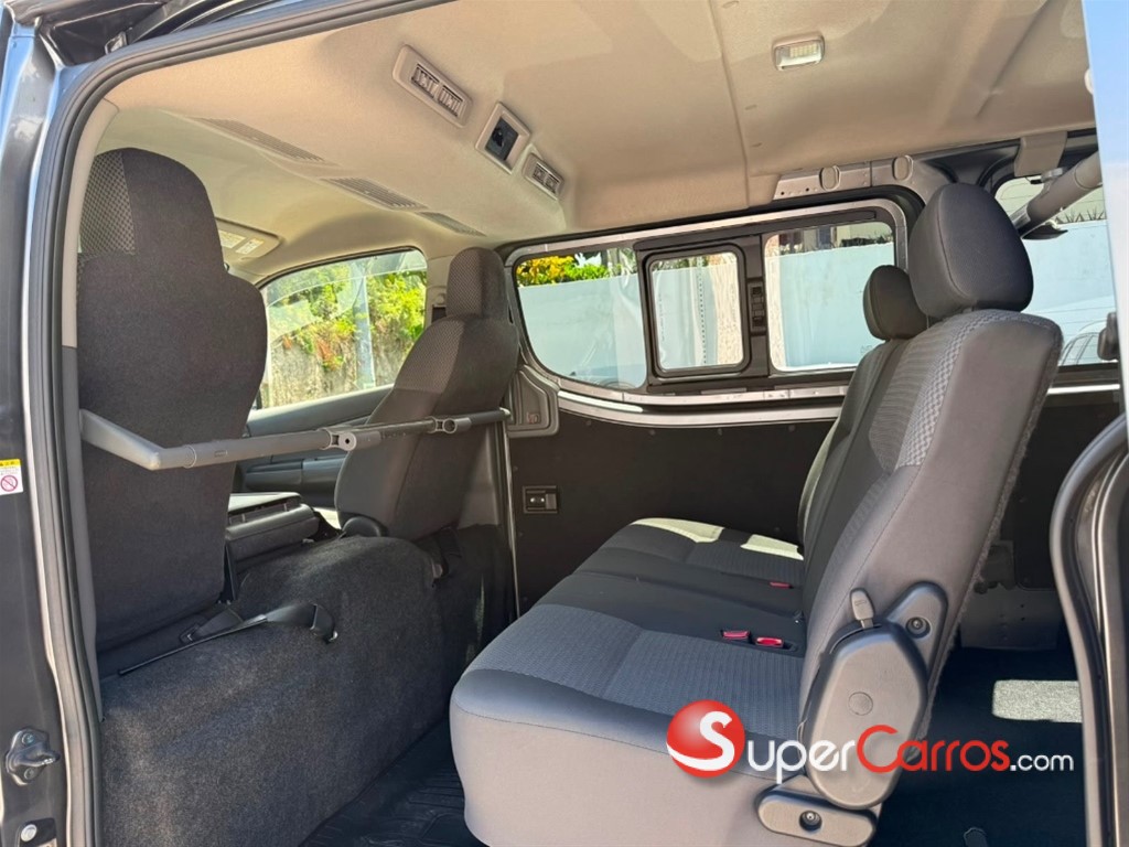 2021 Nissan NV 350 GX Premium — foto 9 / 10