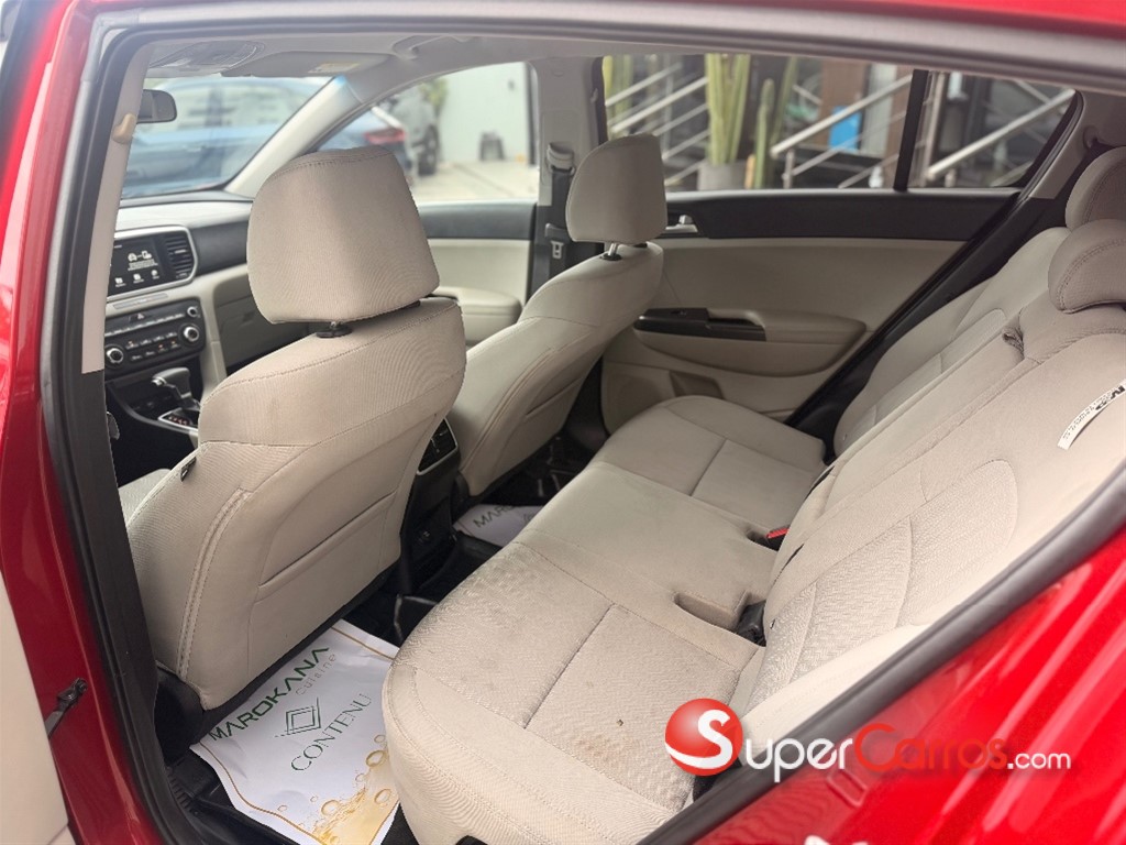 2021 Kia Sportage LX — foto 6 / 10