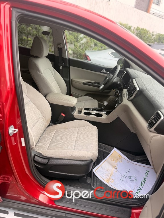 2021 Kia Sportage LX — foto 7 / 10