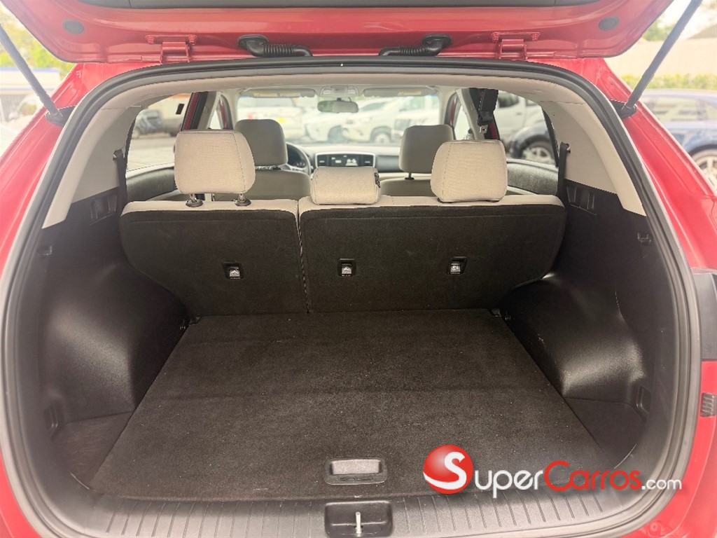 2021 Kia Sportage LX — foto 9 / 10