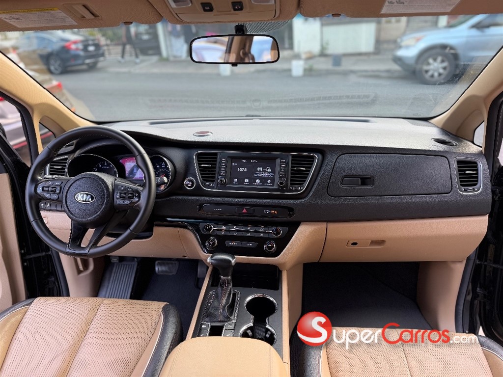 2020 Kia Sedona EX — foto 7 / 12