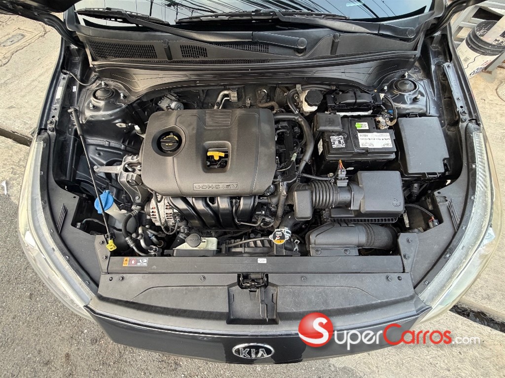 2020 Kia Forte GT Line — foto 12 / 12