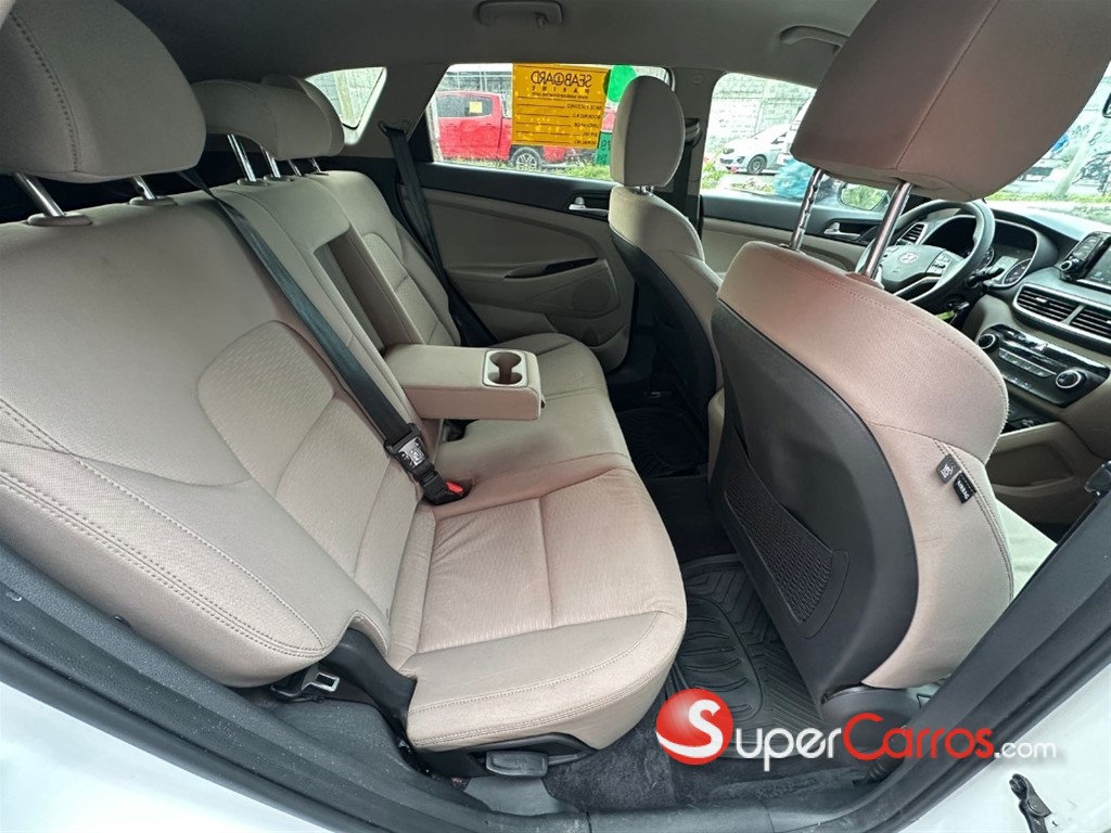 2021 Hyundai Tucson SEL — foto 9 / 12