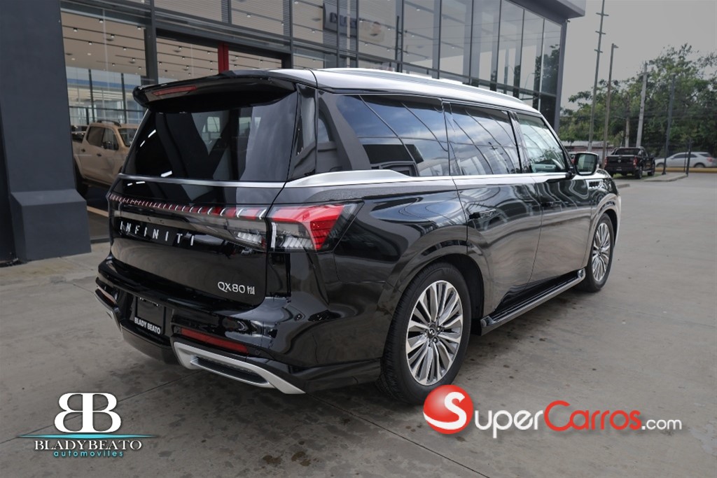 2027 Infiniti QX-80 — foto 8 / 10