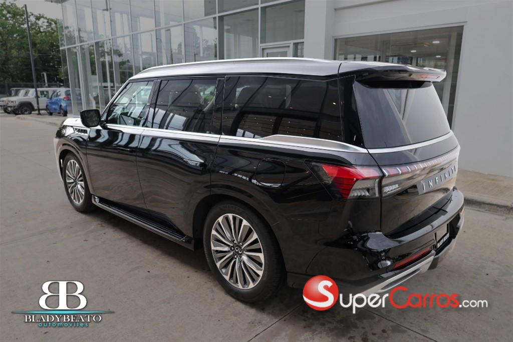 2027 Infiniti QX-80 — foto 10 / 10