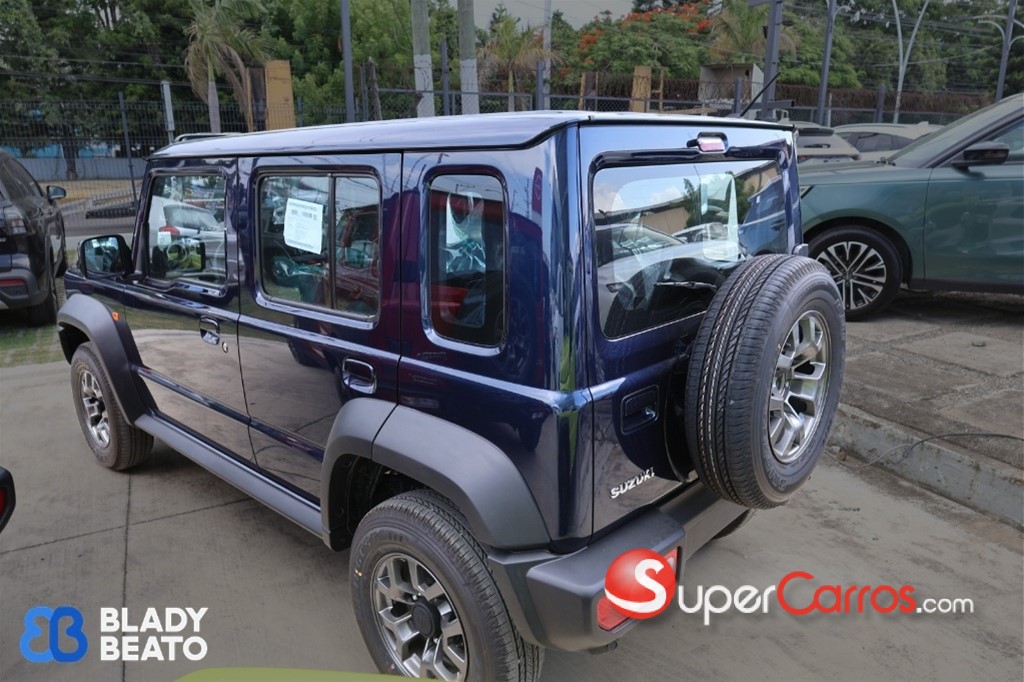 2027 Suzuki Jimny GLX — foto 2 / 12