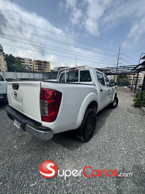 2020 Nissan Frontier — foto 3 / 11