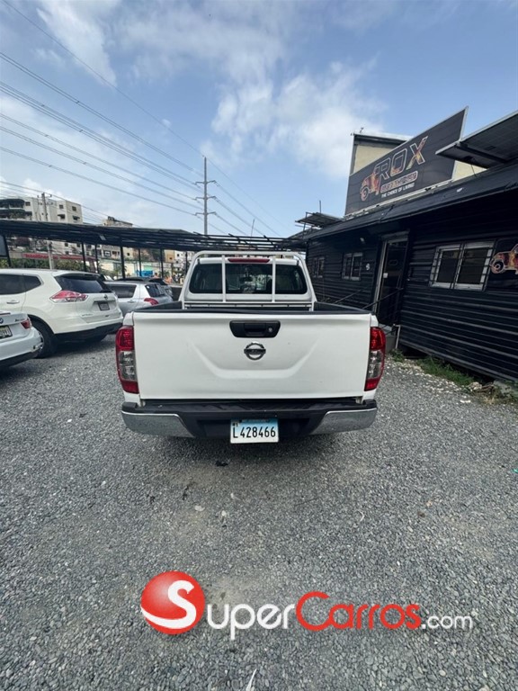 2020 Nissan Frontier — foto 11 / 11