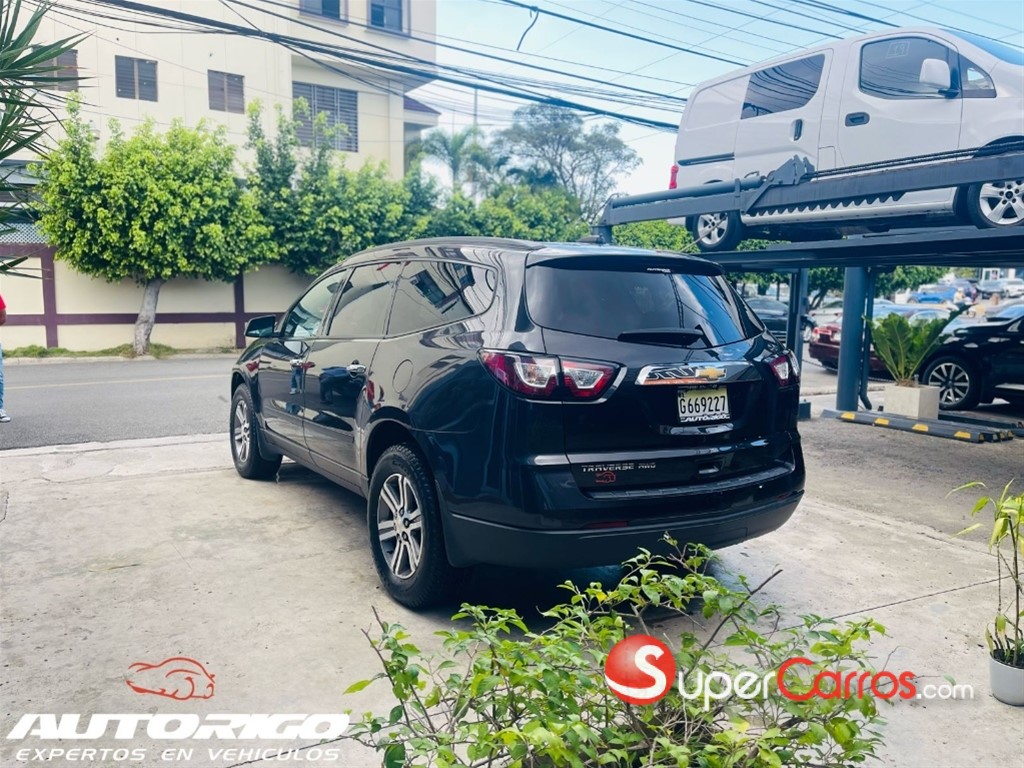 2017 Chevrolet Traverse LT — foto 5 / 10