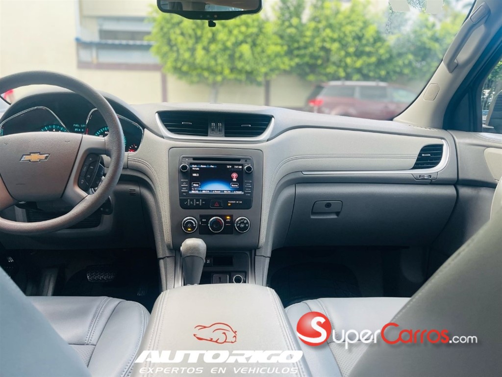 2017 Chevrolet Traverse LT — foto 8 / 10