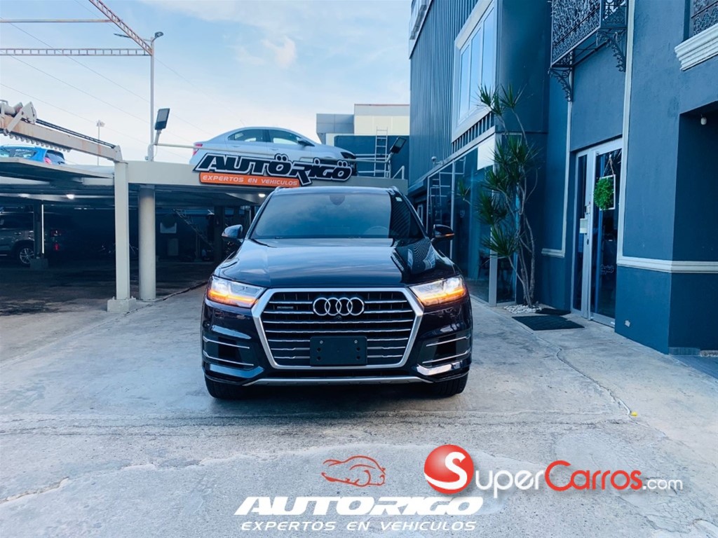 2017 Audi Q7 Premiun Plus — foto 2 / 12