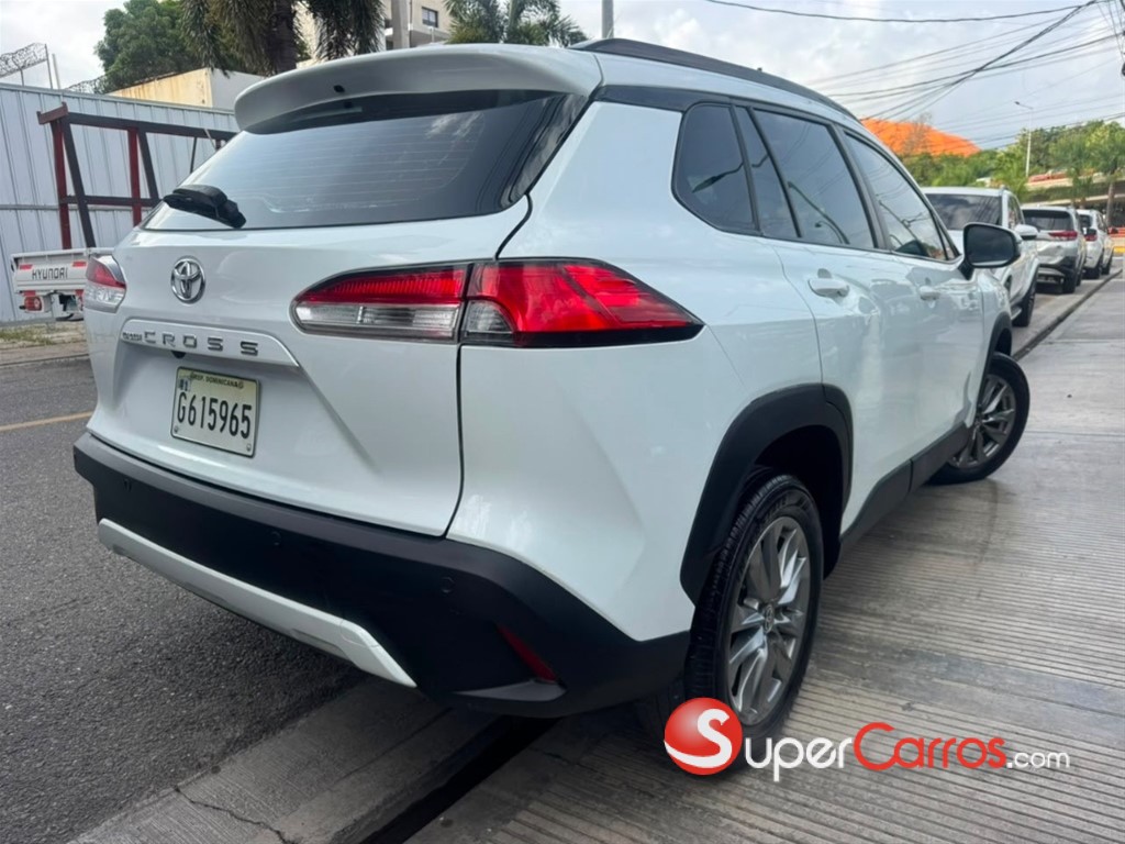 2023 Toyota Corolla Cross — foto 5 / 12