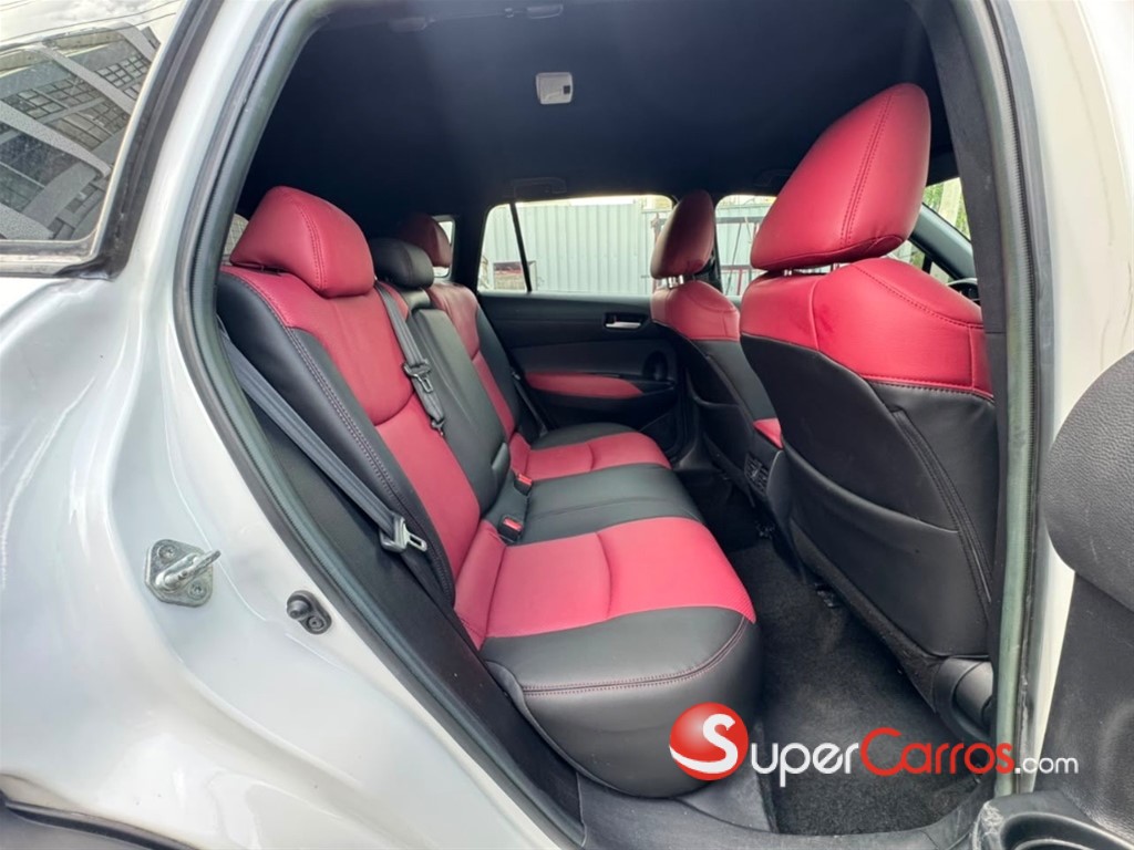 2023 Toyota Corolla Cross — foto 10 / 12