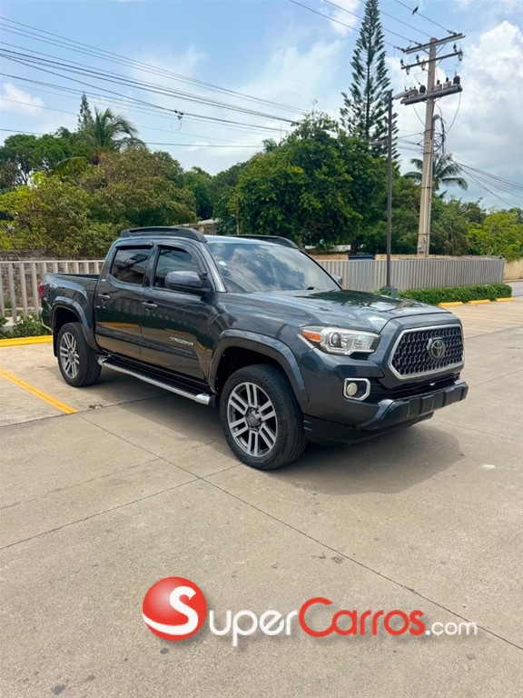 2019 Toyota Tacoma SR5 — foto 2 / 12