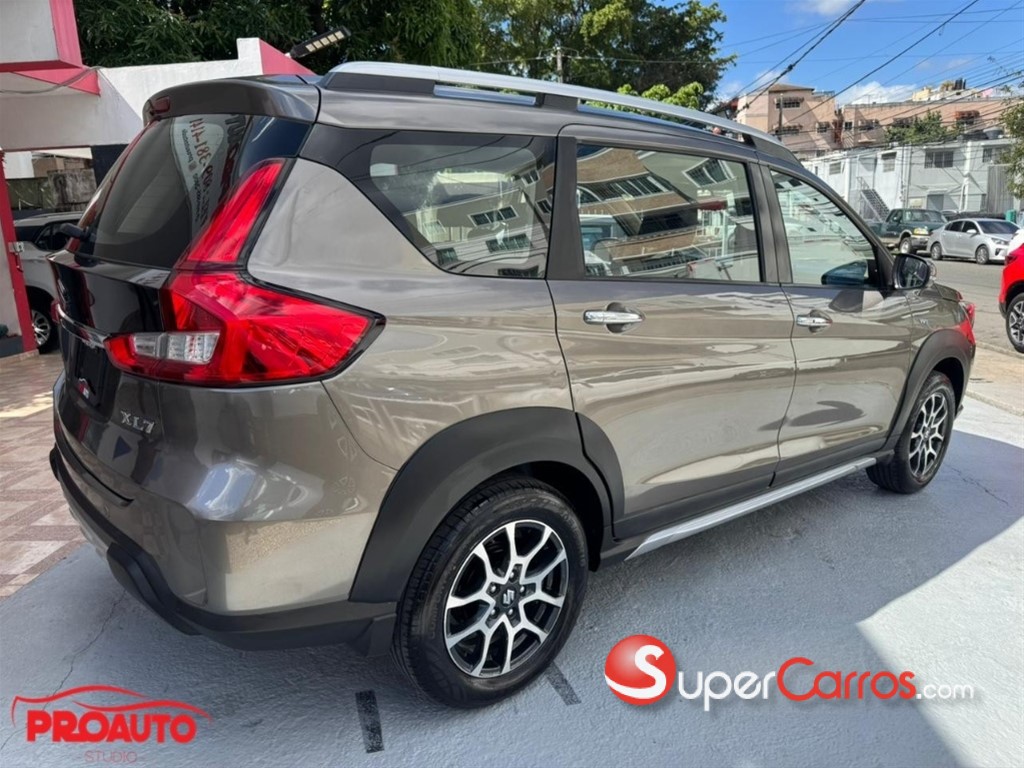 2023 Suzuki XL7 GLX — foto 6 / 10