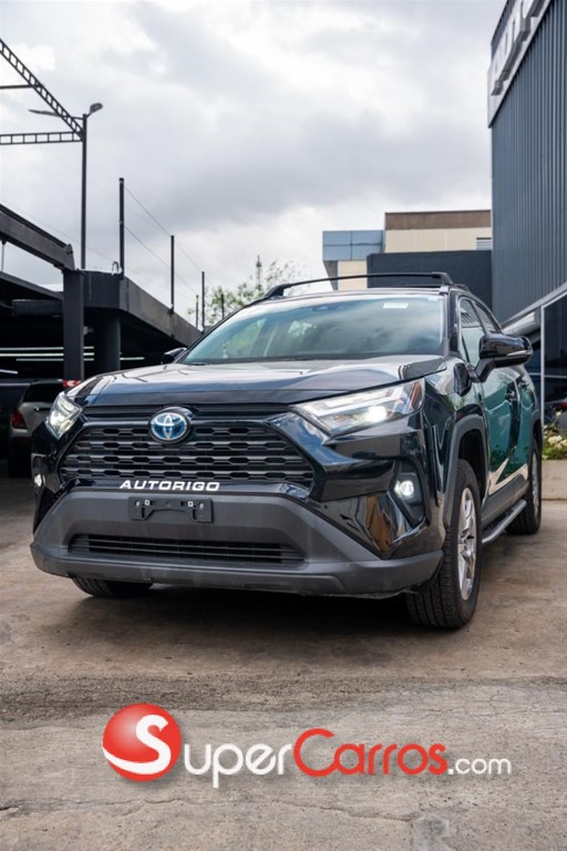 2022 Toyota RAV4 XLE Hybrid — foto 3 / 12