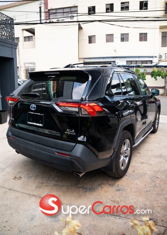2022 Toyota RAV4 XLE Hybrid — foto 12 / 12