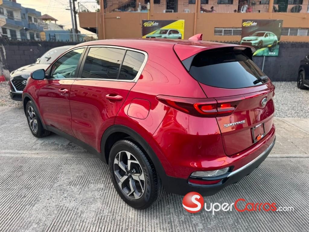 2020 Kia Sportage LX — foto 4 / 10