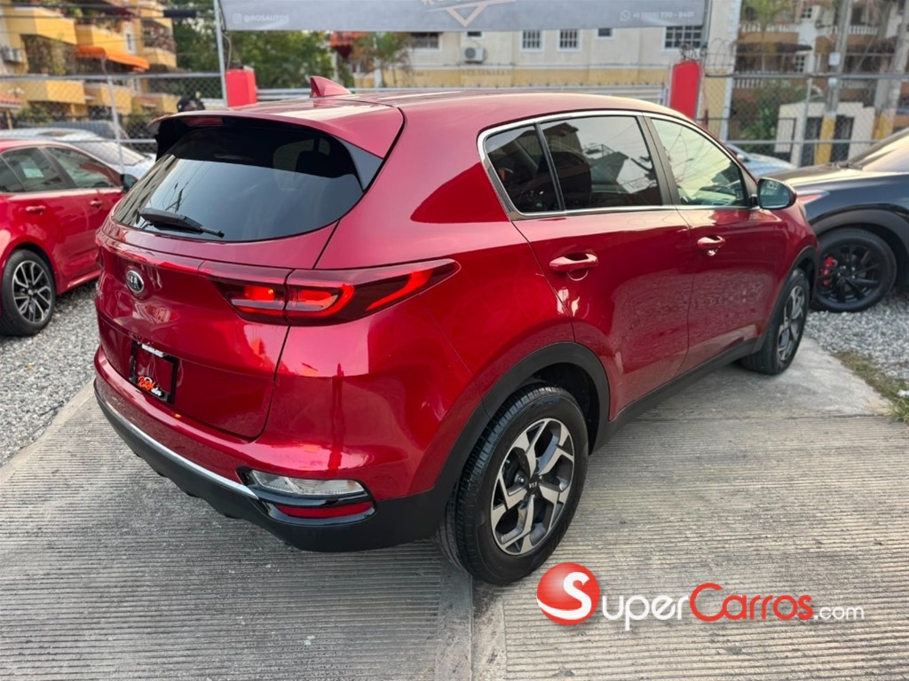 2020 Kia Sportage LX — foto 6 / 10